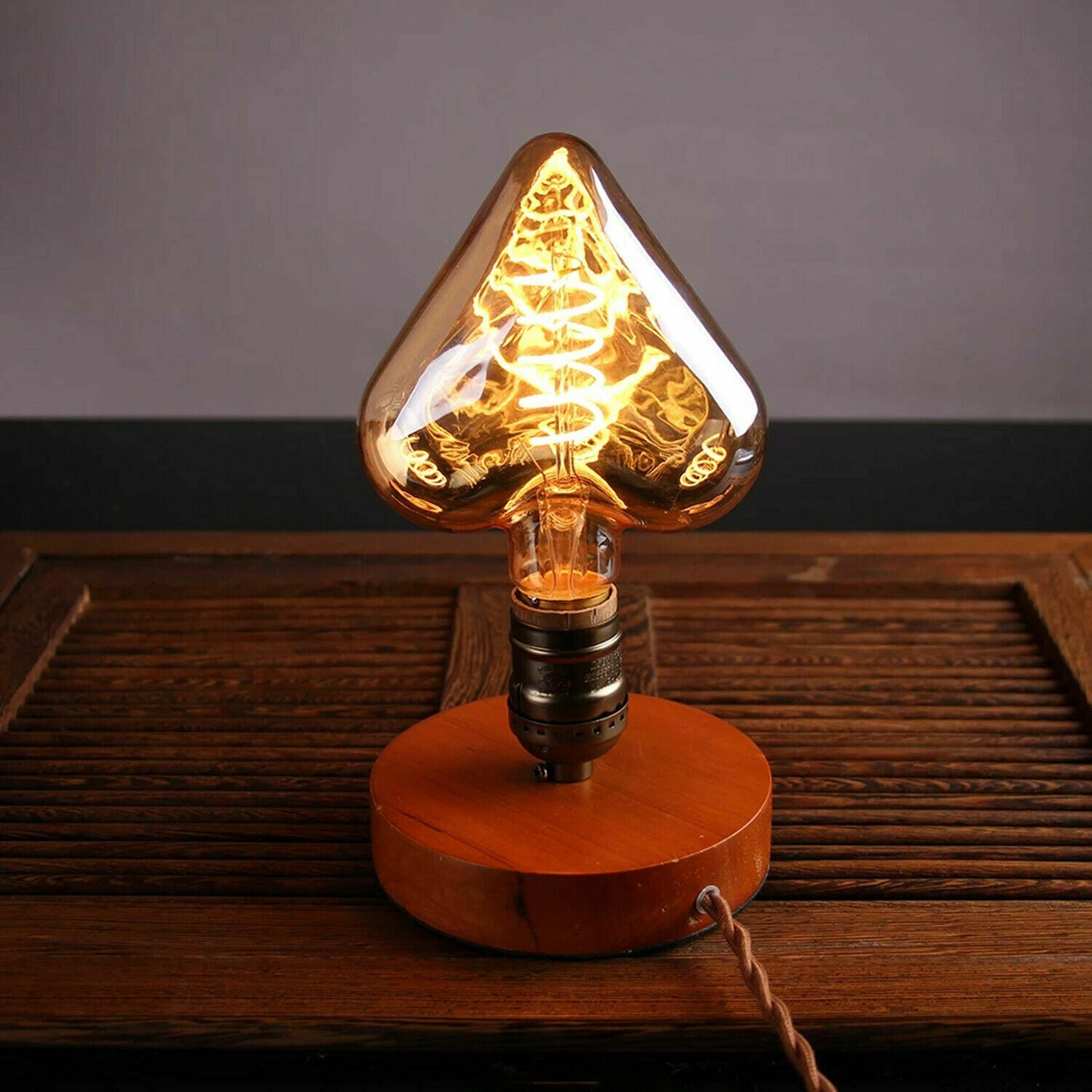 E27 Heart-Shaped 4W LED Filament Bulb ~1044-4