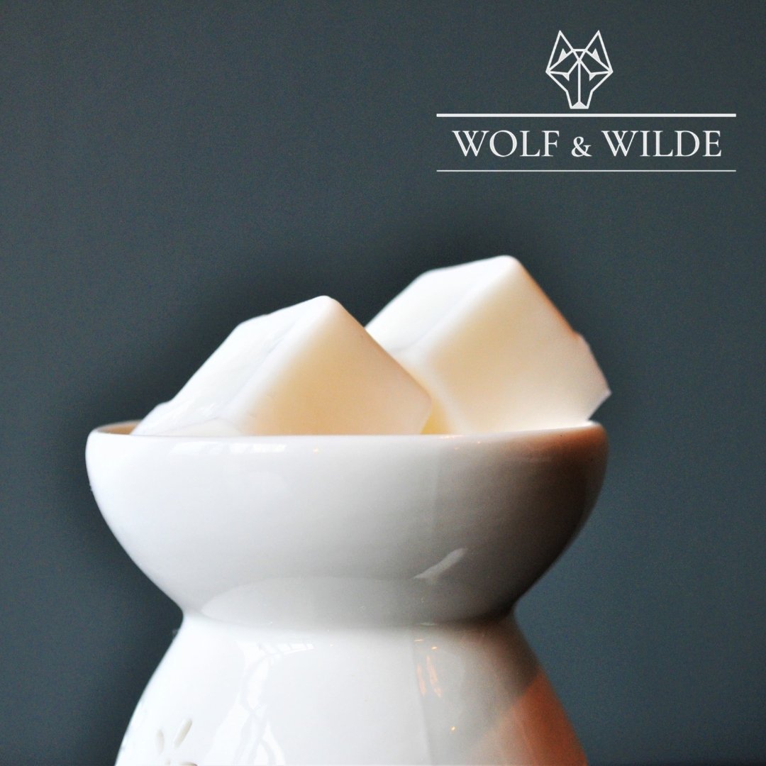 Wilde Sandalwood & Black Pepper Soy Wax Melts 100g-2